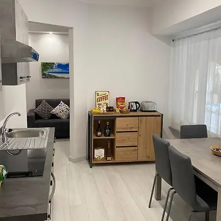 Po 40 Apartment *