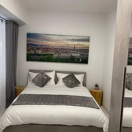 Po 40 Apartment Turin